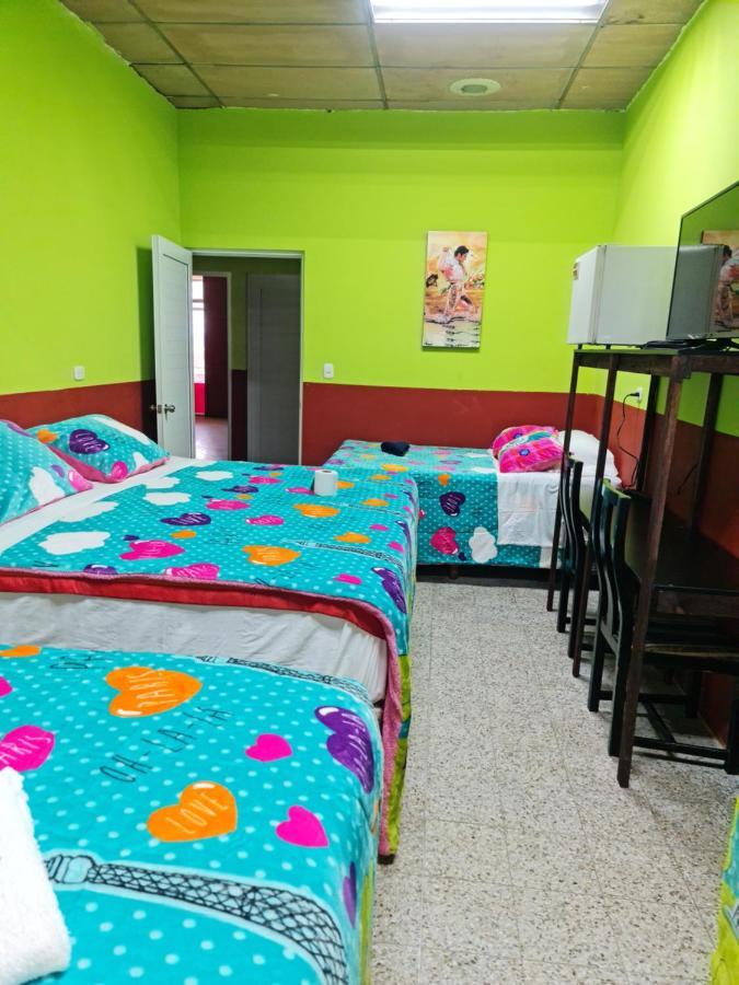 Hotel Kasa Kamelot Las Rosas Quetzaltenango Extérieur photo