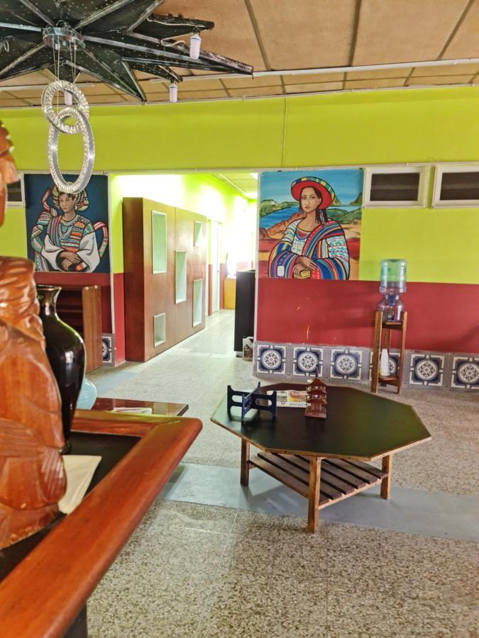 Hotel Kasa Kamelot Las Rosas Quetzaltenango Extérieur photo