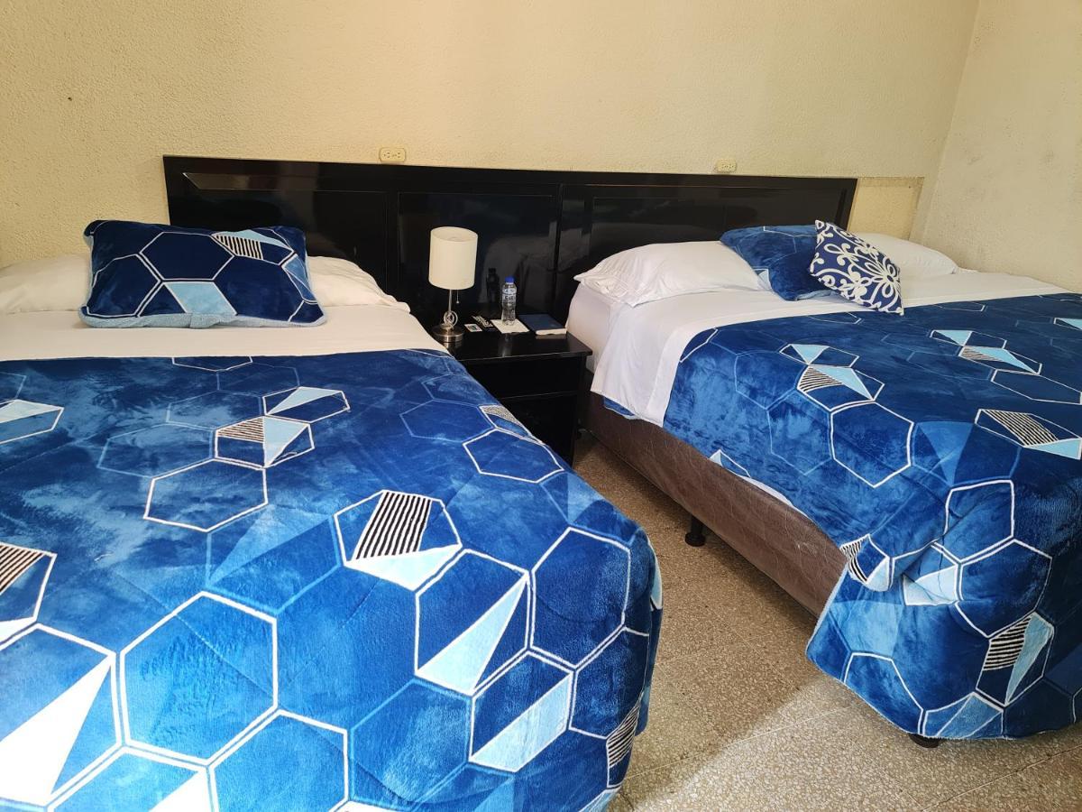 Hotel Kasa Kamelot Las Rosas Quetzaltenango Extérieur photo