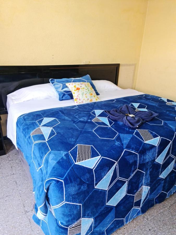 Hotel Kasa Kamelot Las Rosas Quetzaltenango Extérieur photo